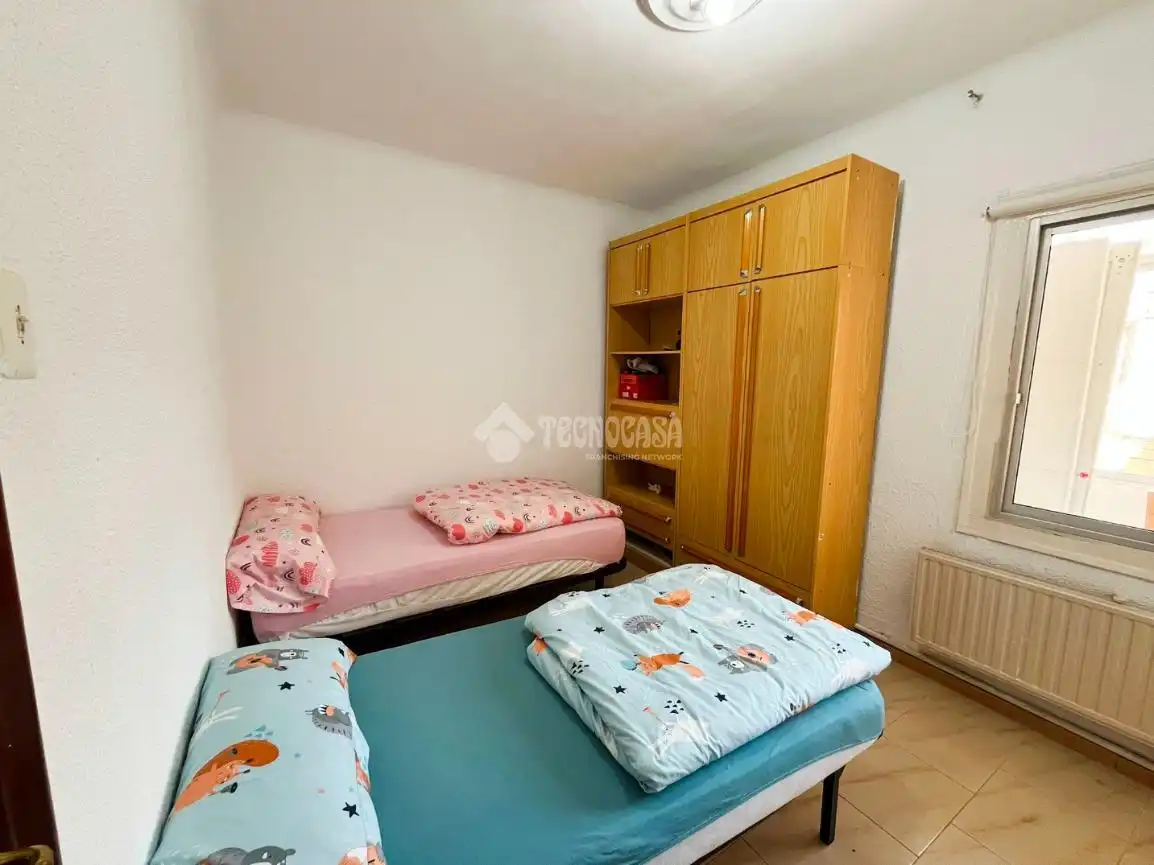 Habitación de Piso en venta en Alagón con Balcón