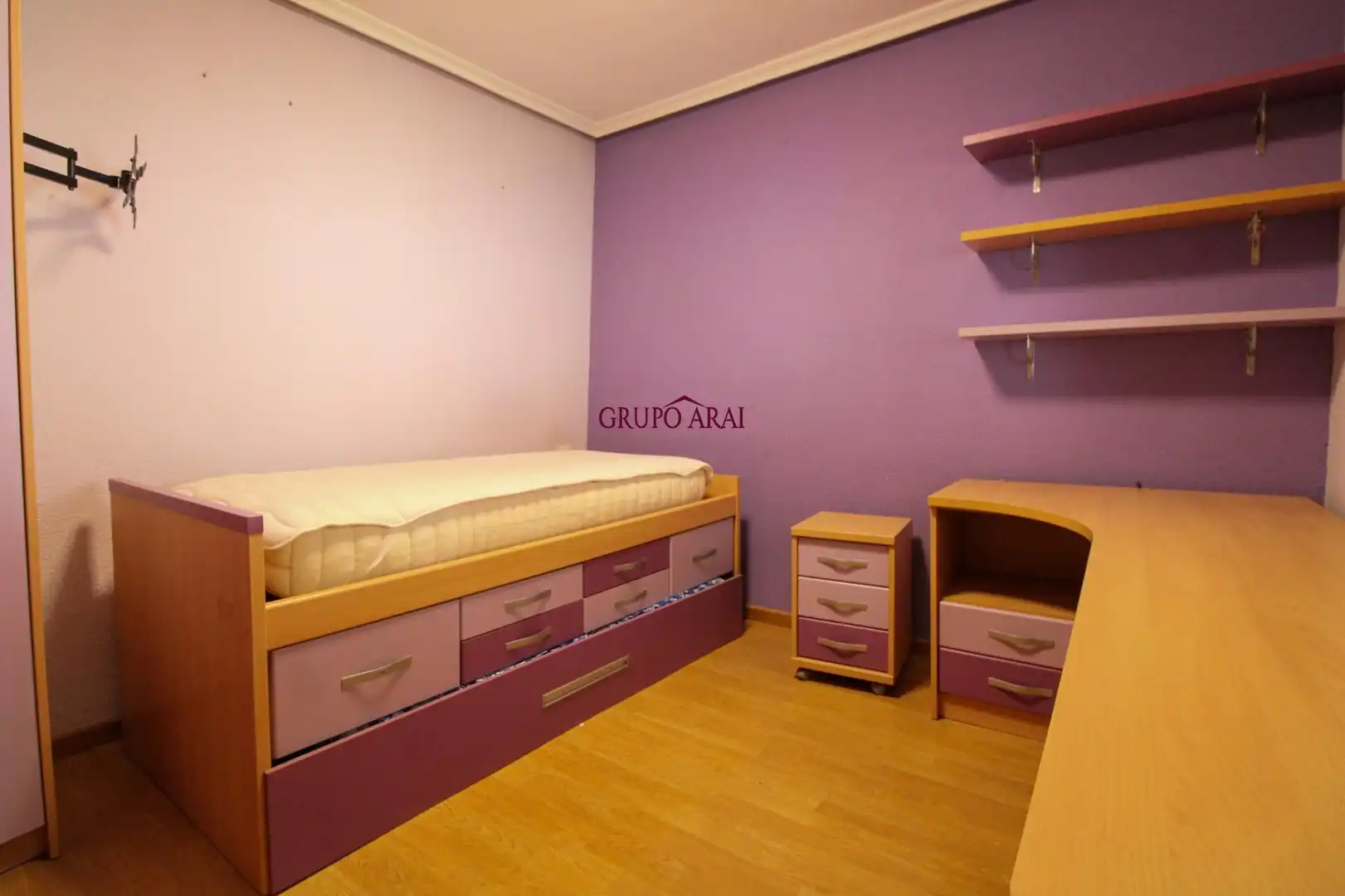 Dormitori de Casa o xalet en venda en Alicante / Alacant amb Aire condicionat, Terrassa i Balcó