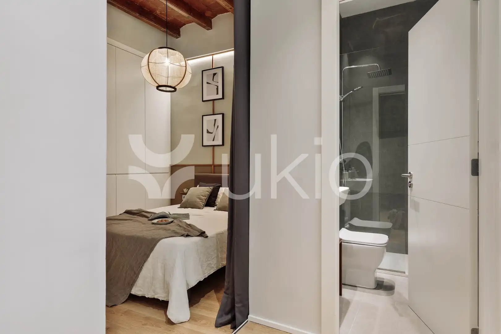 Habitación de Apartamento de alquiler en Barcelona con Aire acondicionado, Calefacción y Terraza