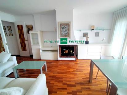 Living room of Flat for sale in Mataró  with Heating and Terrace