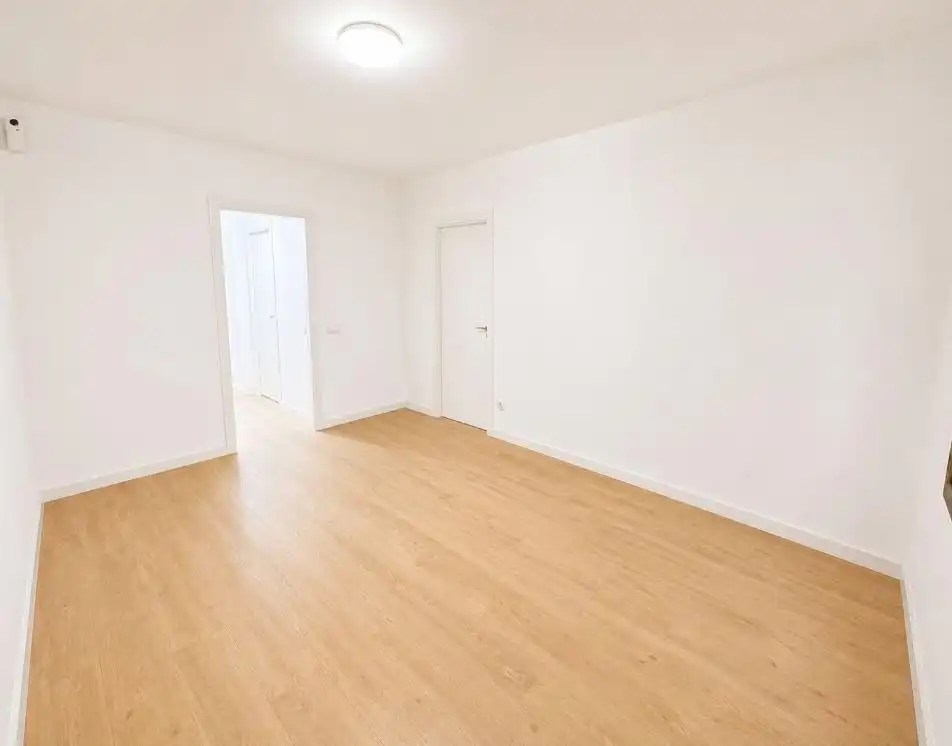 Planta baja en venta en Mataró con Parquet
