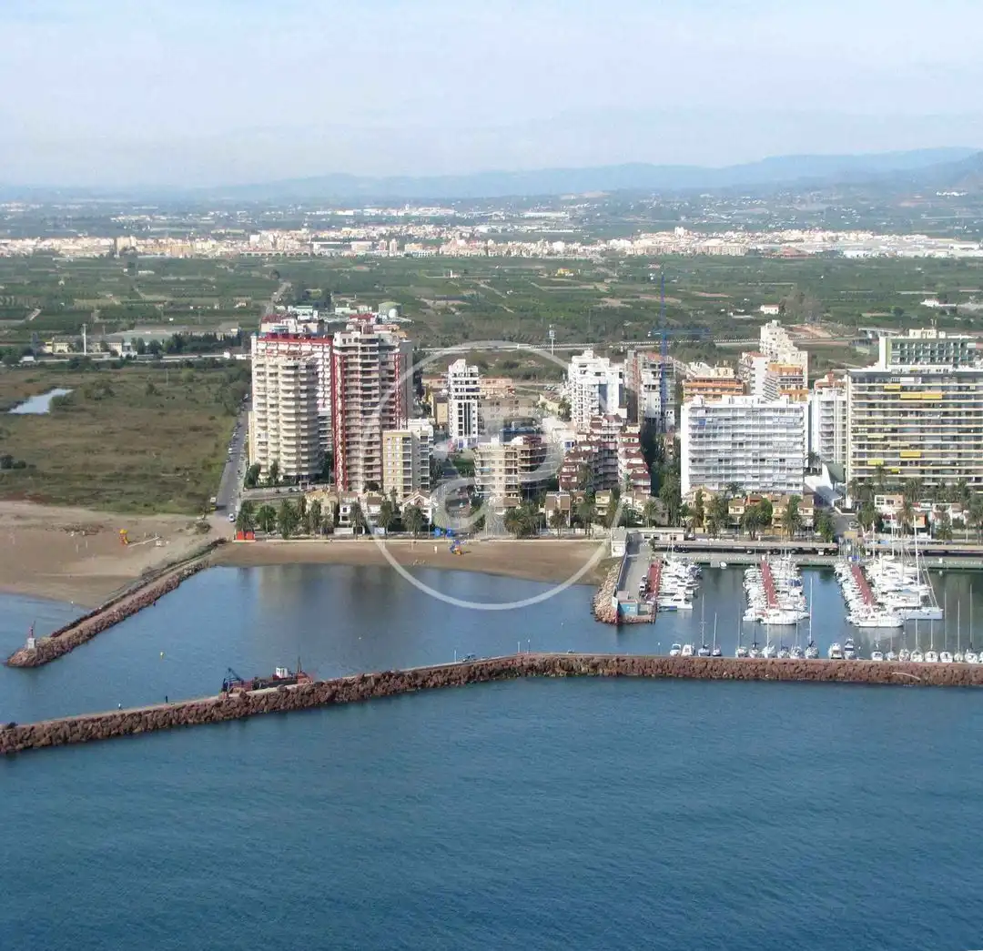 Vista exterior de Piso en venta en La Pobla de Farnals con Aire acondicionado, Calefacción y Amueblado
