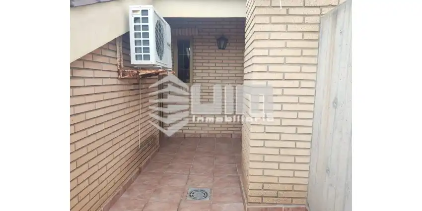 Jardín de Casa adosada en venta en Sagunto / Sagunt con Aire acondicionado, Calefacción y Terraza