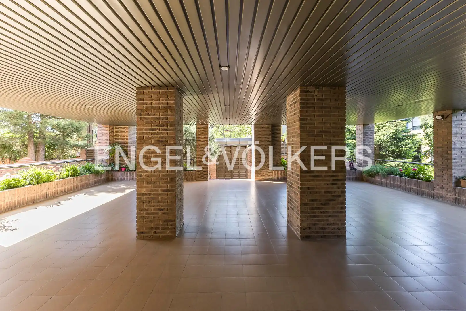 Piso en venta en Madrid con Aire acondicionado, Calefacción y Jardín privado