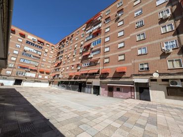 Appartamento con ascensore in vendita a Caballería Española