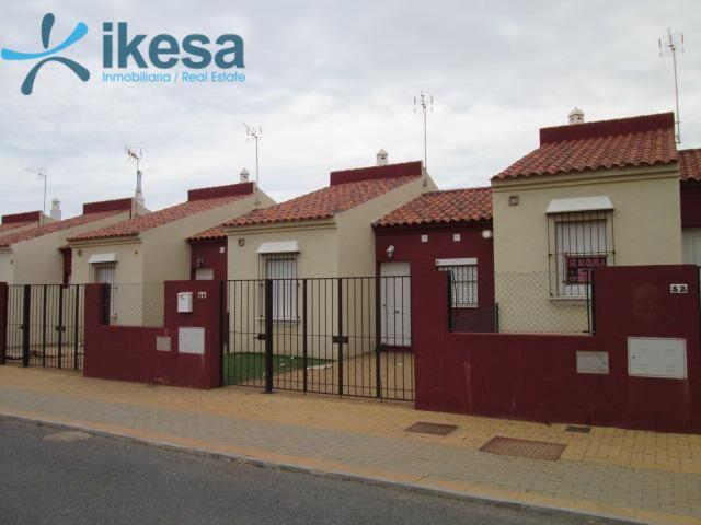 Foto 1 de Casa adosada en venta en Ayamonte ciudad, Huelva