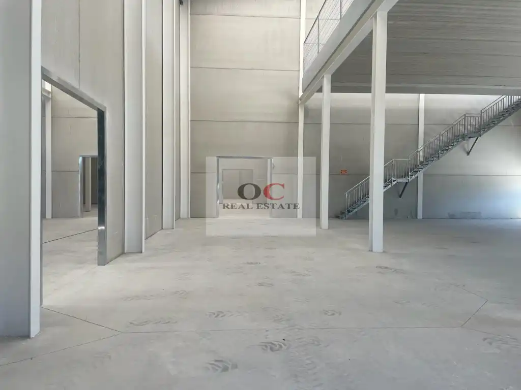 Industriegebäude zur Miete in N/A, imagen 2