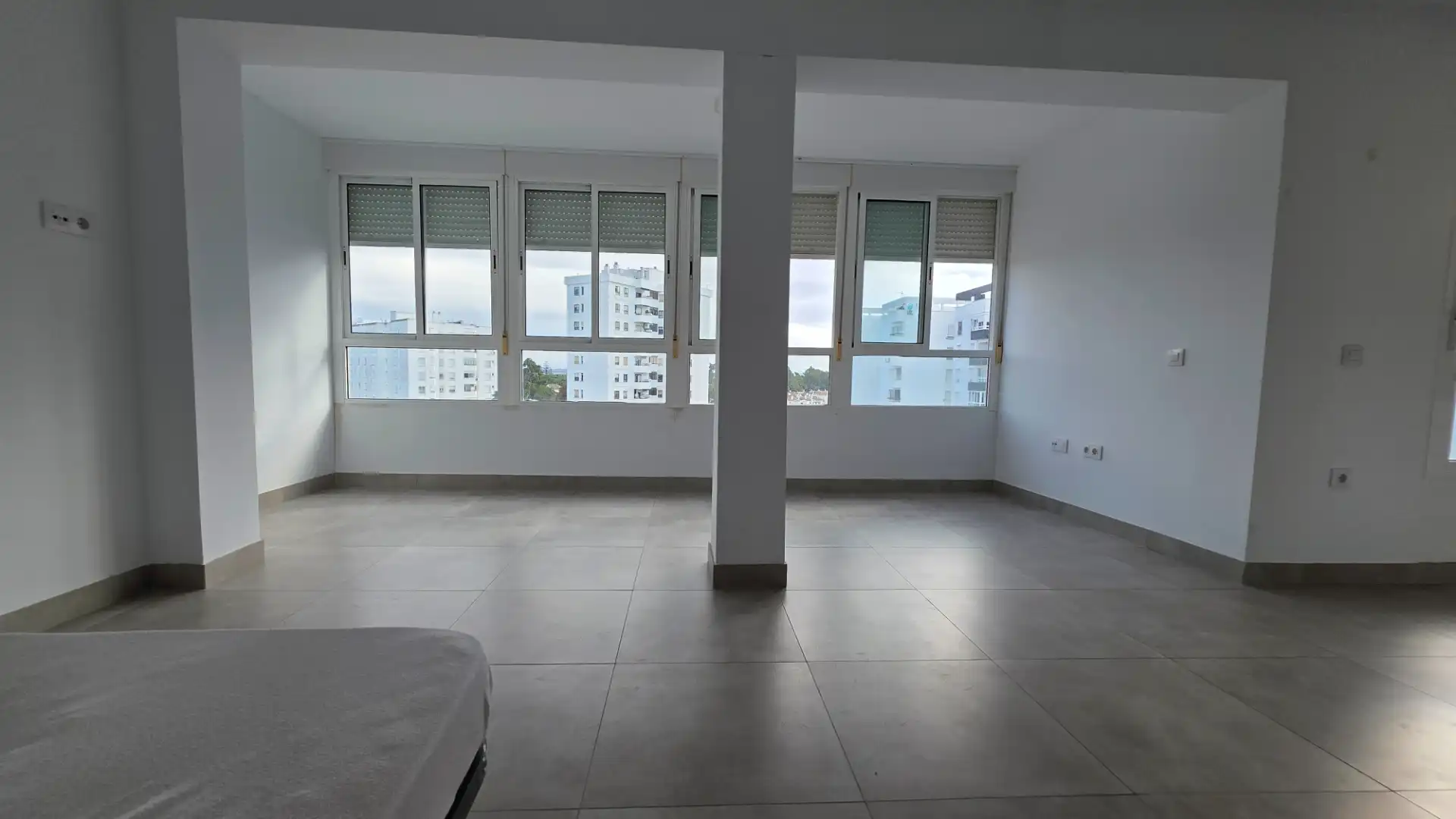 Habitación de Apartamento en venta en El Puerto de Santa María con Jardín privado, Terraza y Piscina comunitaria
