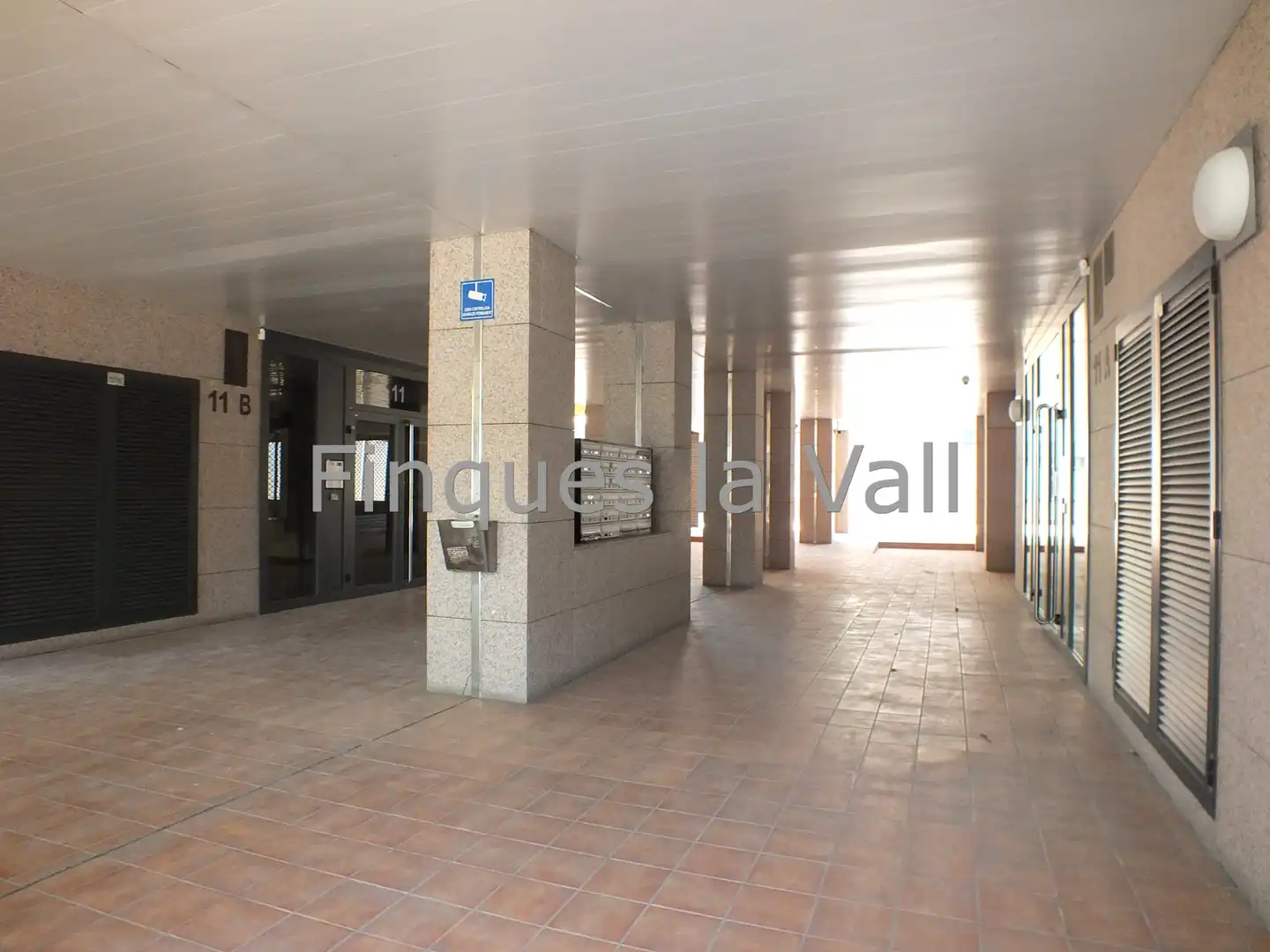 Piso en venta en Vic con Calefacción y Horno
