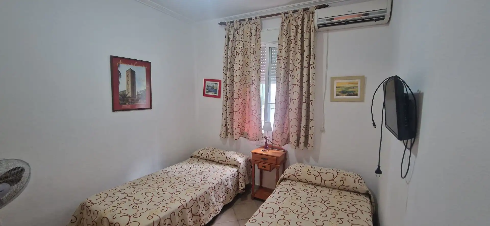Dormitori de Casa o xalet en venda en El Portil amb Aire condicionat, Calefacció i Jardí privat
