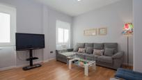 Living room of Flat for sale in  Granada Capital  with Air Conditioner, Heating and Balcony