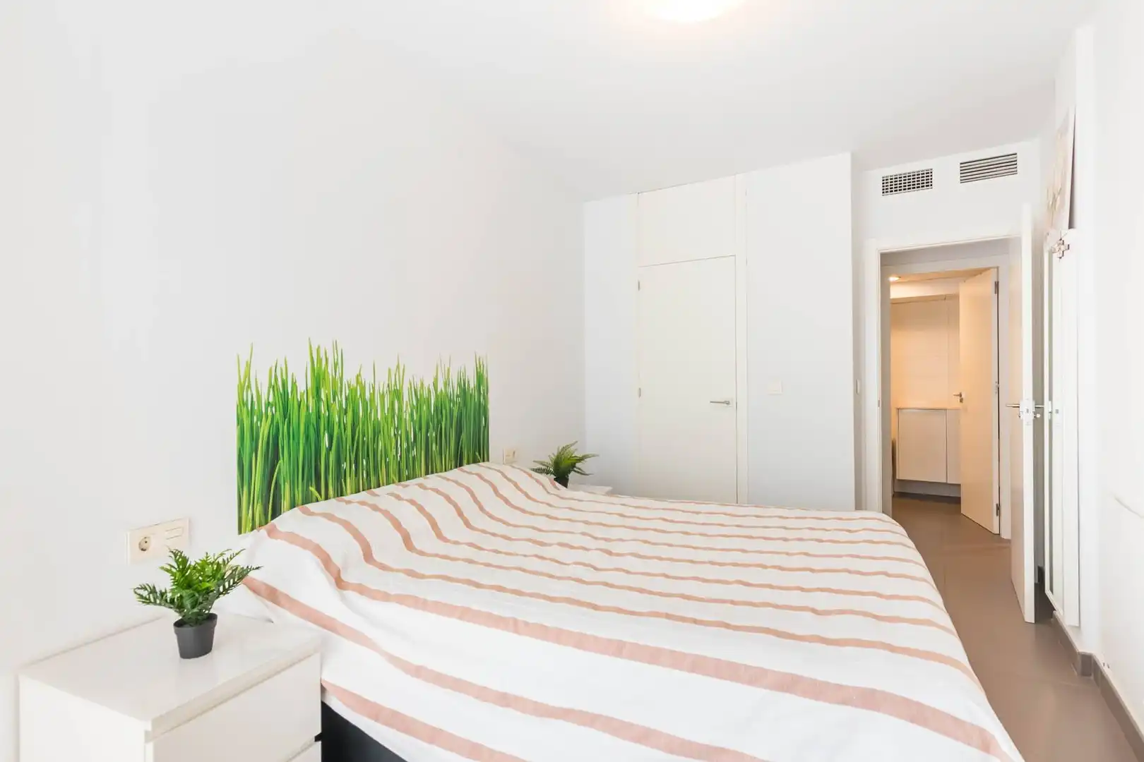 Schlafzimmer von Wohnung zum Verkauf in Murcia mit Klimaanlage, Heizung und Terrasse