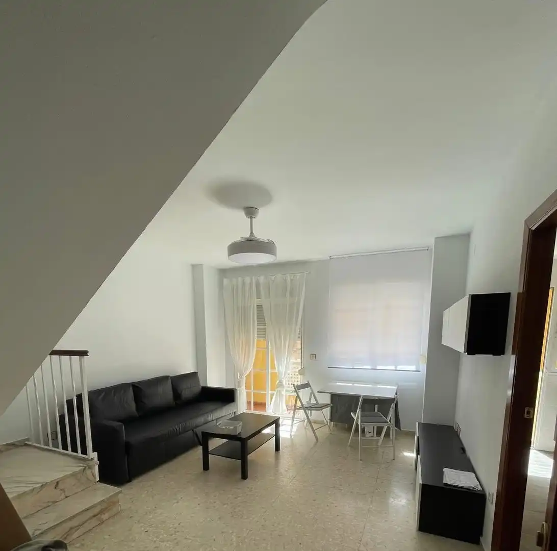 Wohnung mit Terrasse zur Miete in Calle Santa Marta