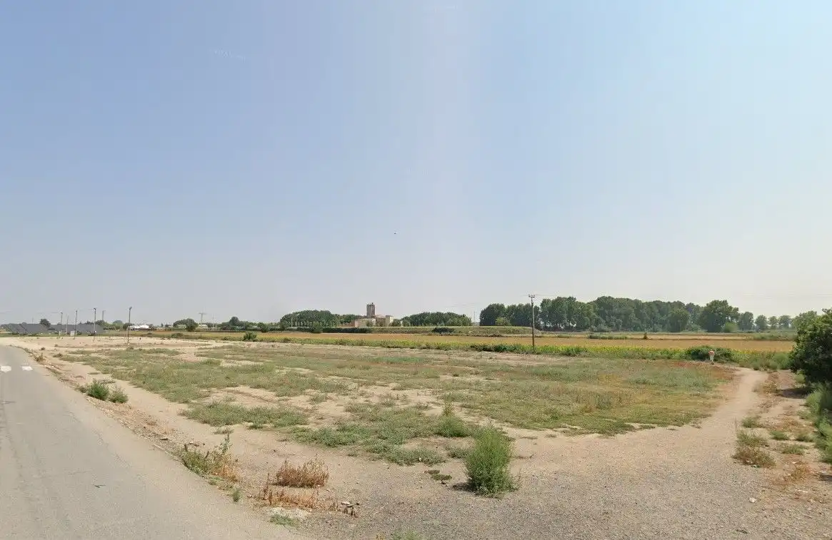 Terrenos y solares en venta en C/ COMTES URGELL, imagen 2
