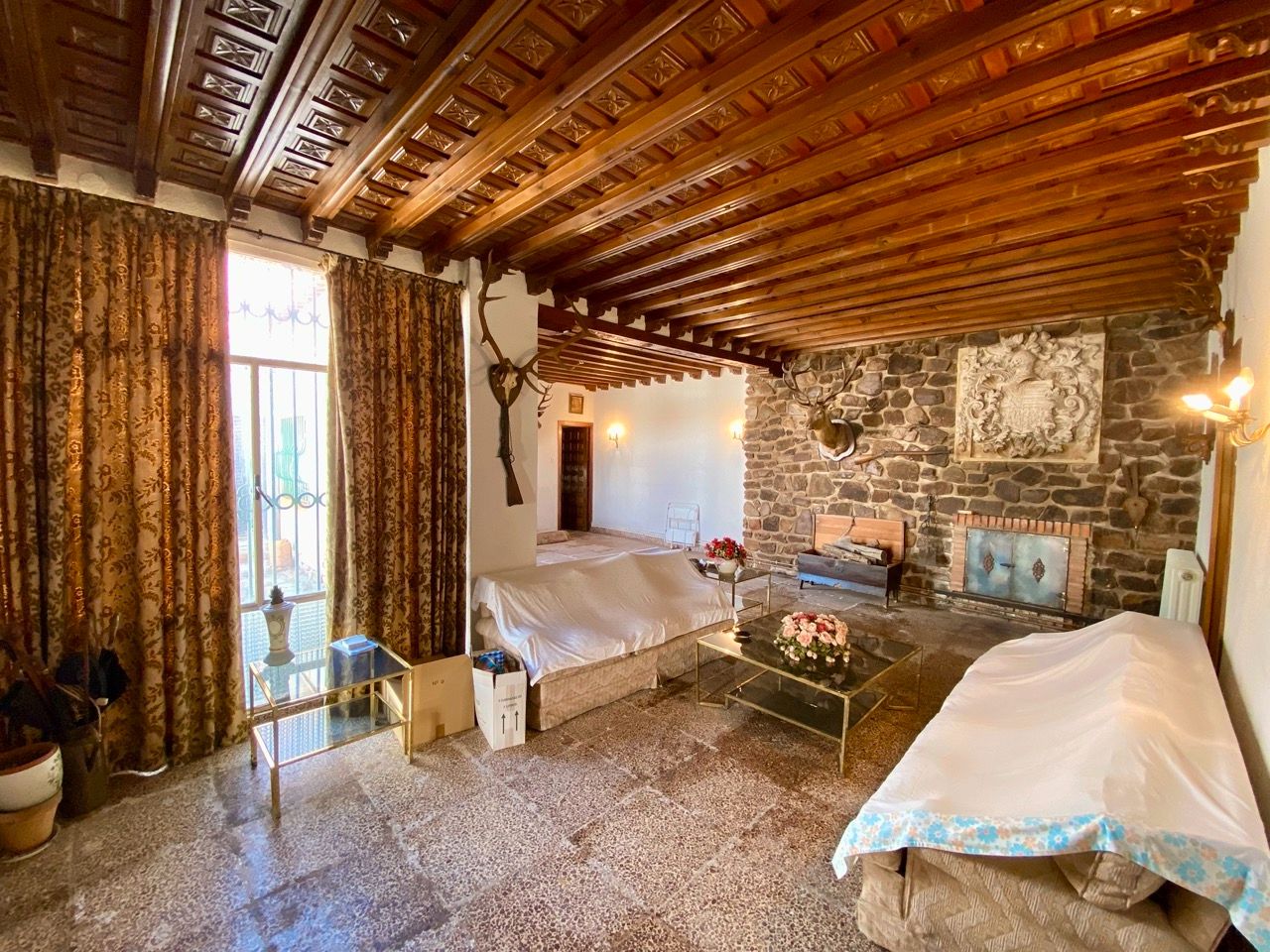 Sala d'estar de Casa o xalet en venda en Argamasilla de Calatrava amb Terrassa, Traster i Moblat