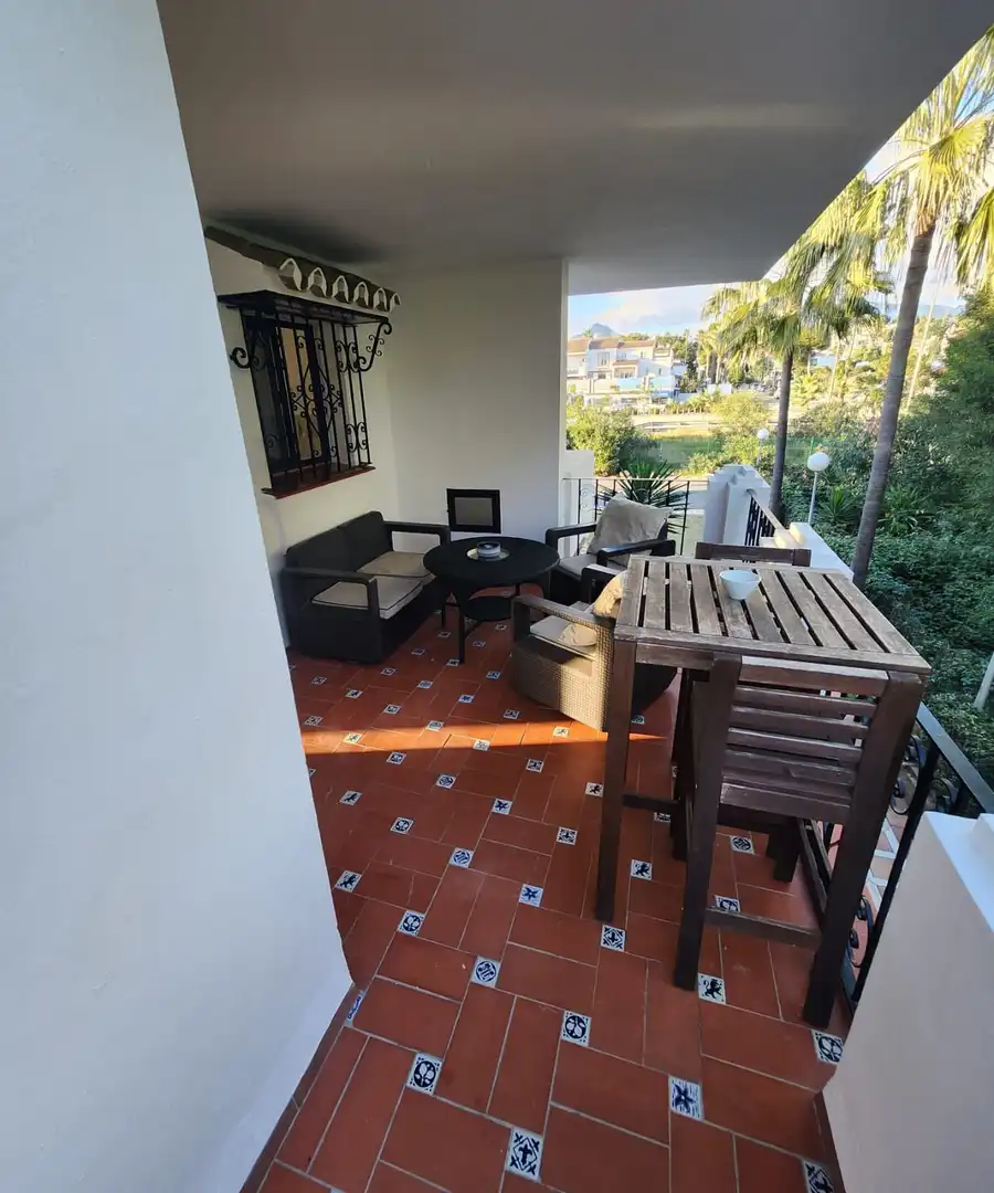 Terraza de Ático de alquiler en Estepona con Aire acondicionado, Amueblado y Se aceptan mascotas