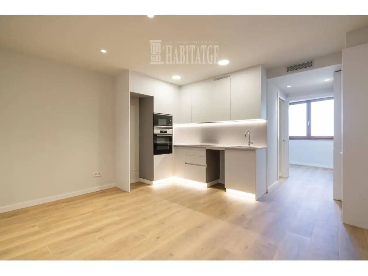 Kitchen of Flat for sale in Vic  with Heating
