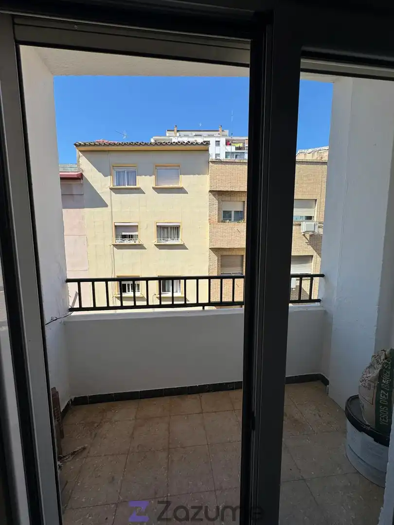 Balcony of Flat for rent in Zaragoza  with Heating, Terrace and Furnished