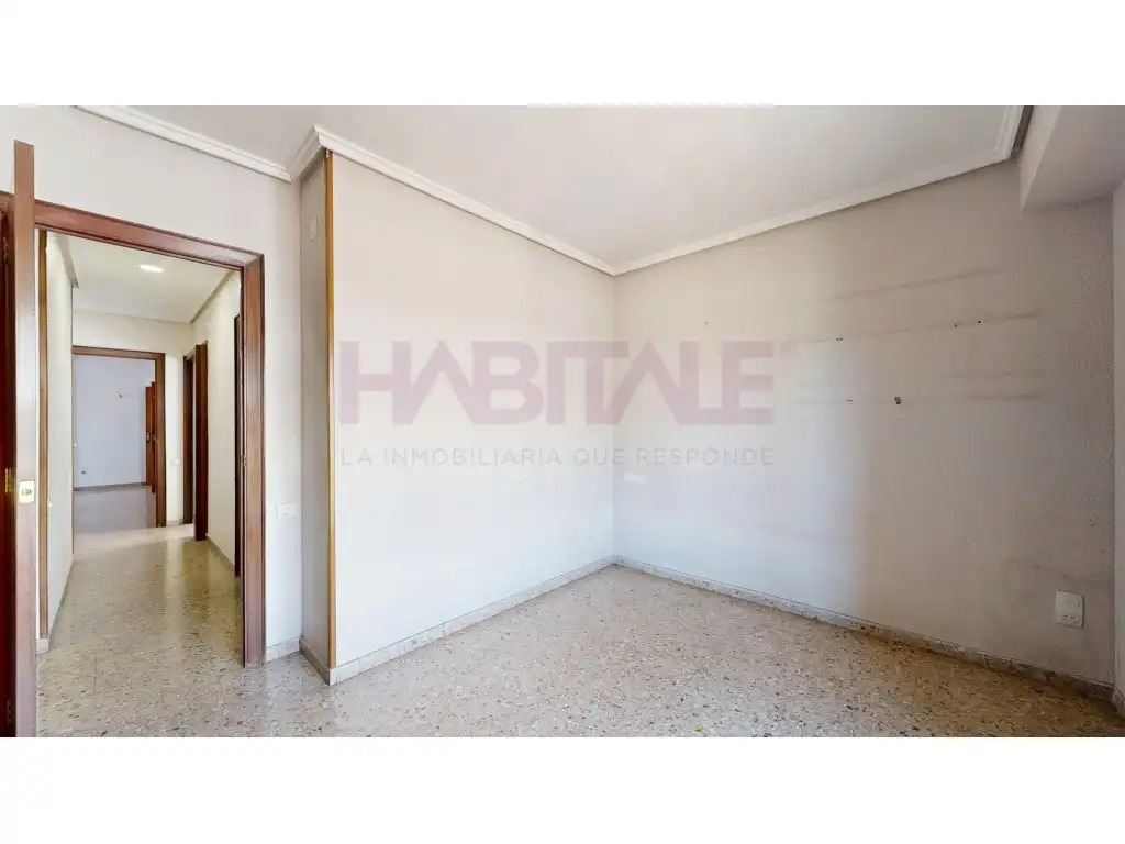 Habitación de Piso en venta en Valencia