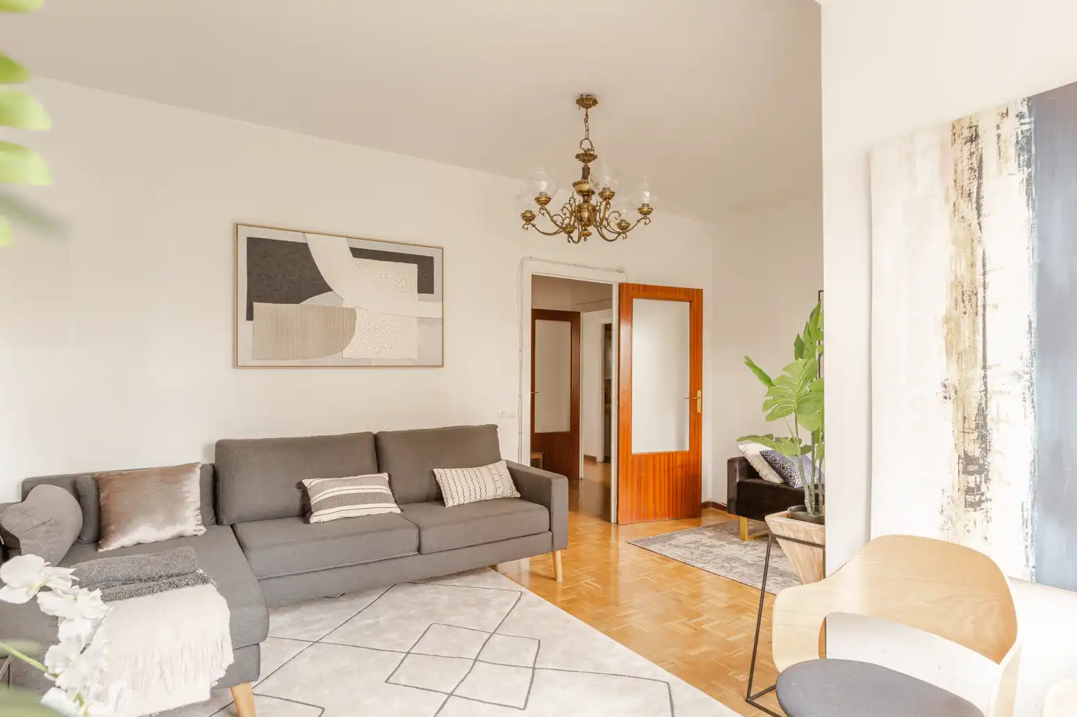 Sala de estar de Piso en venta en  Pamplona / Iruña con Calefacción, Parquet y Terraza