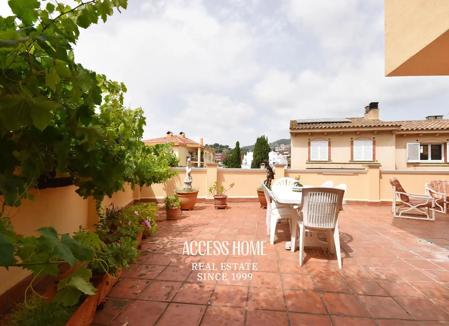 Terrace of Houses for sale in Tiana  with Air Conditioner, Heating and Terrace