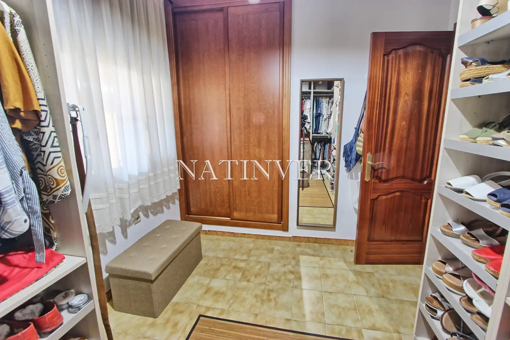 Dormitori de Casa o xalet en venda en Vélez-Málaga amb Jardí privat, Terrassa i Traster