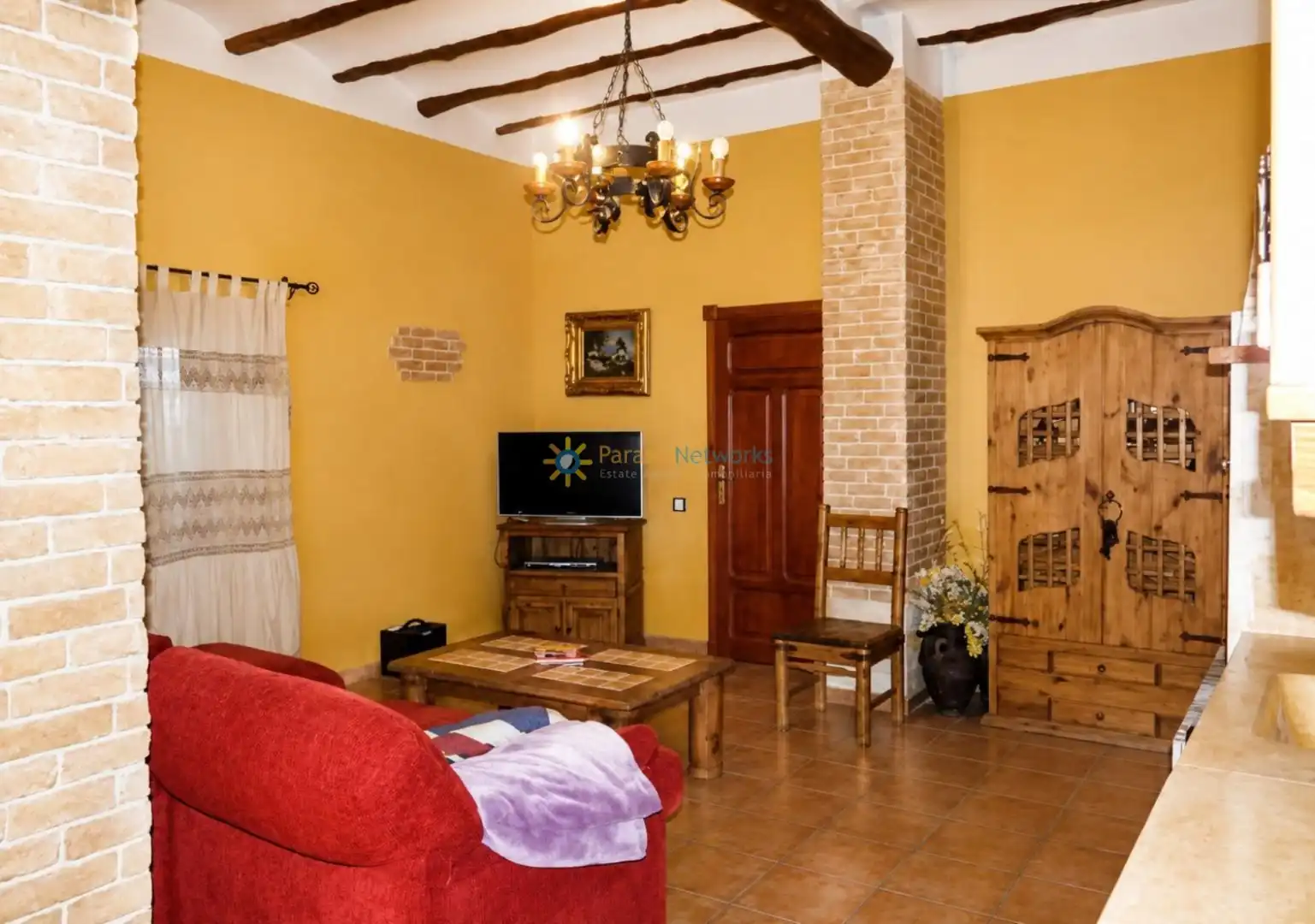 Sala d'estar de Casa o xalet en venda en Bufali amb Calefacció, Jardí privat i Terrassa
