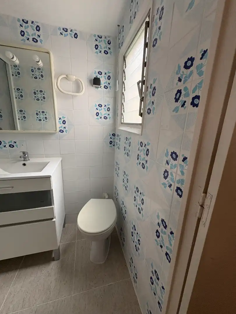 Estudi de lloguer a Carrer de Còrsega, Vila de Gràcia