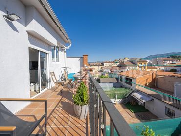 Appartamento con balcone in vendita a Manlleu