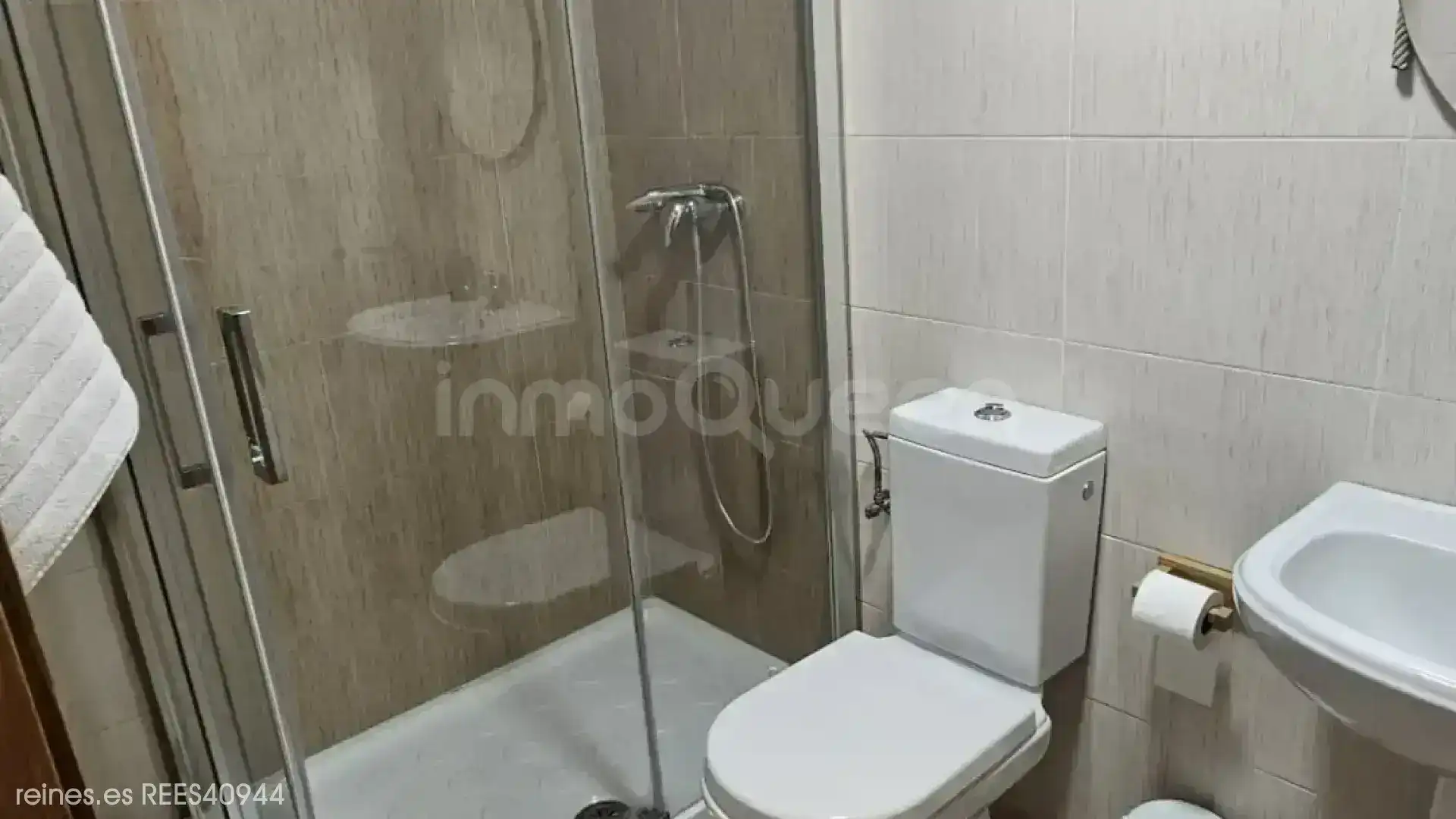Bany de Pis en venda en Ribadedeva amb Calefacció