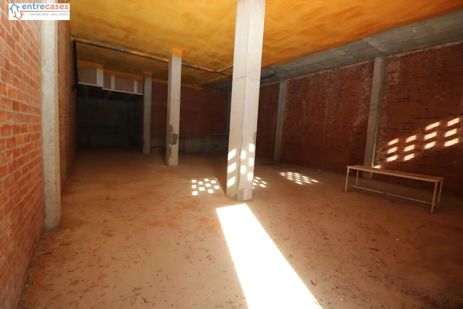 Local comercial de lloguer a Sagunto ciudad