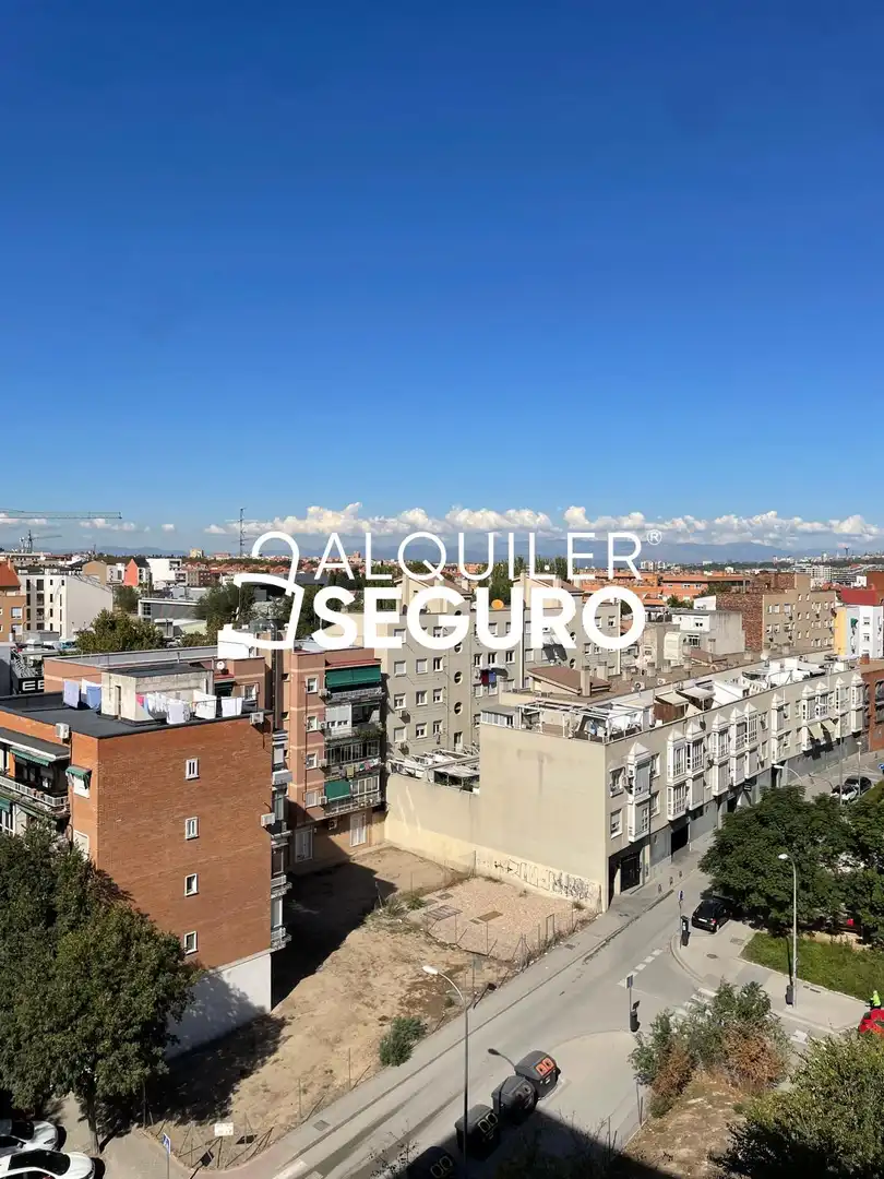 Vista exterior de Piso de alquiler en Carabanchel