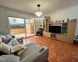 Living room of Single-family semi-detached for sale in Vilanova i la Geltrú  with Air Conditioner, Heating and Terrace