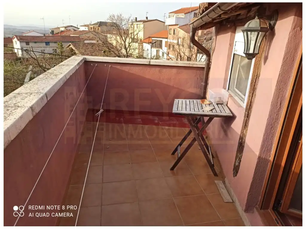 Terrassa de Casa o xalet en venda en Camprovín amb Balcó