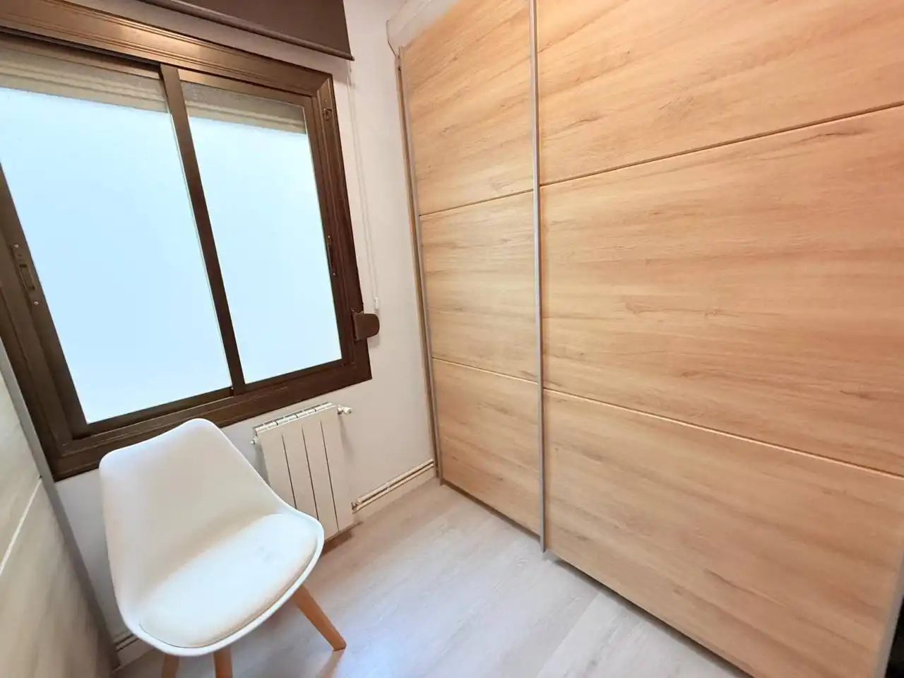 Schlafzimmer von Wohnung zum Verkauf in Sabadell mit Klimaanlage, Heizung und Privatgarten