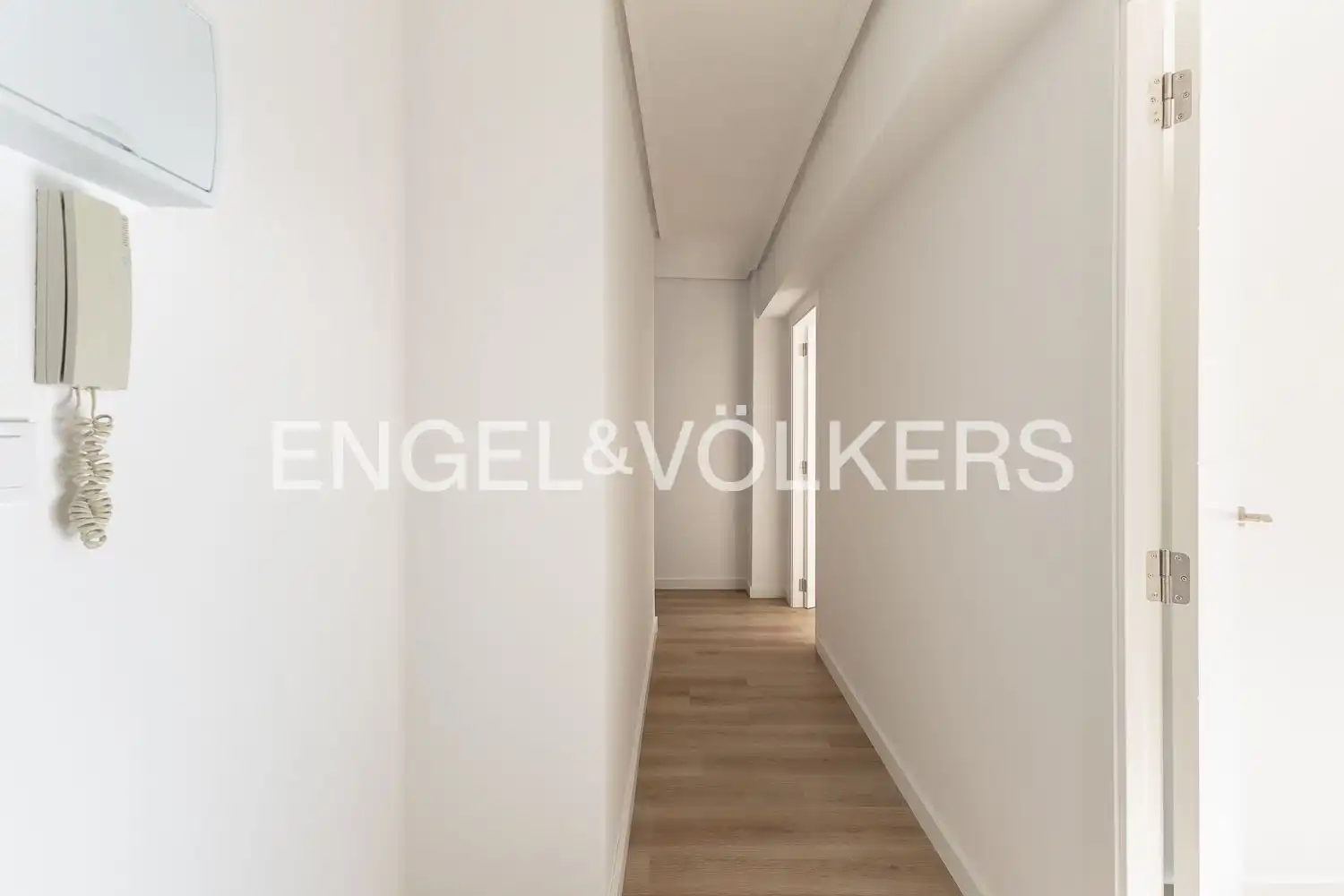 Piso en venta en Valencia con Calefacción y Balcón