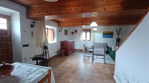 Foto 2 de Casa adosada en venta en Villavaler, 9, Pravia, Asturias
