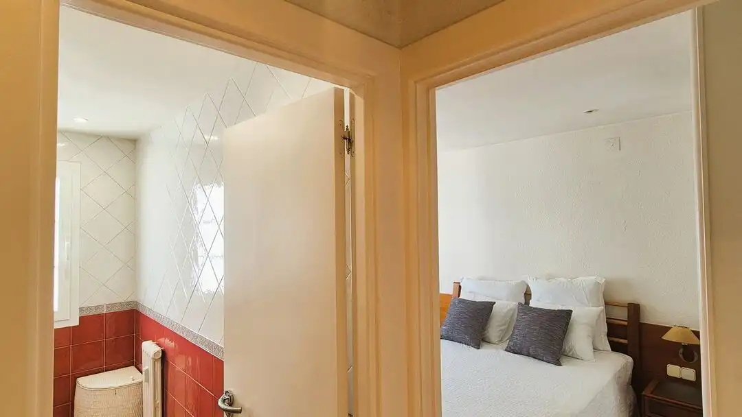 Habitación de Piso en venta en  Pamplona / Iruña con Calefacción, Parquet y Trastero