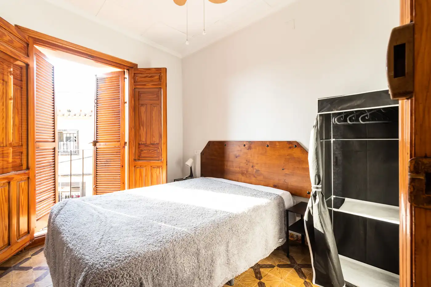 Schlafzimmer von Country house zum Verkauf in Plan mit Terrasse