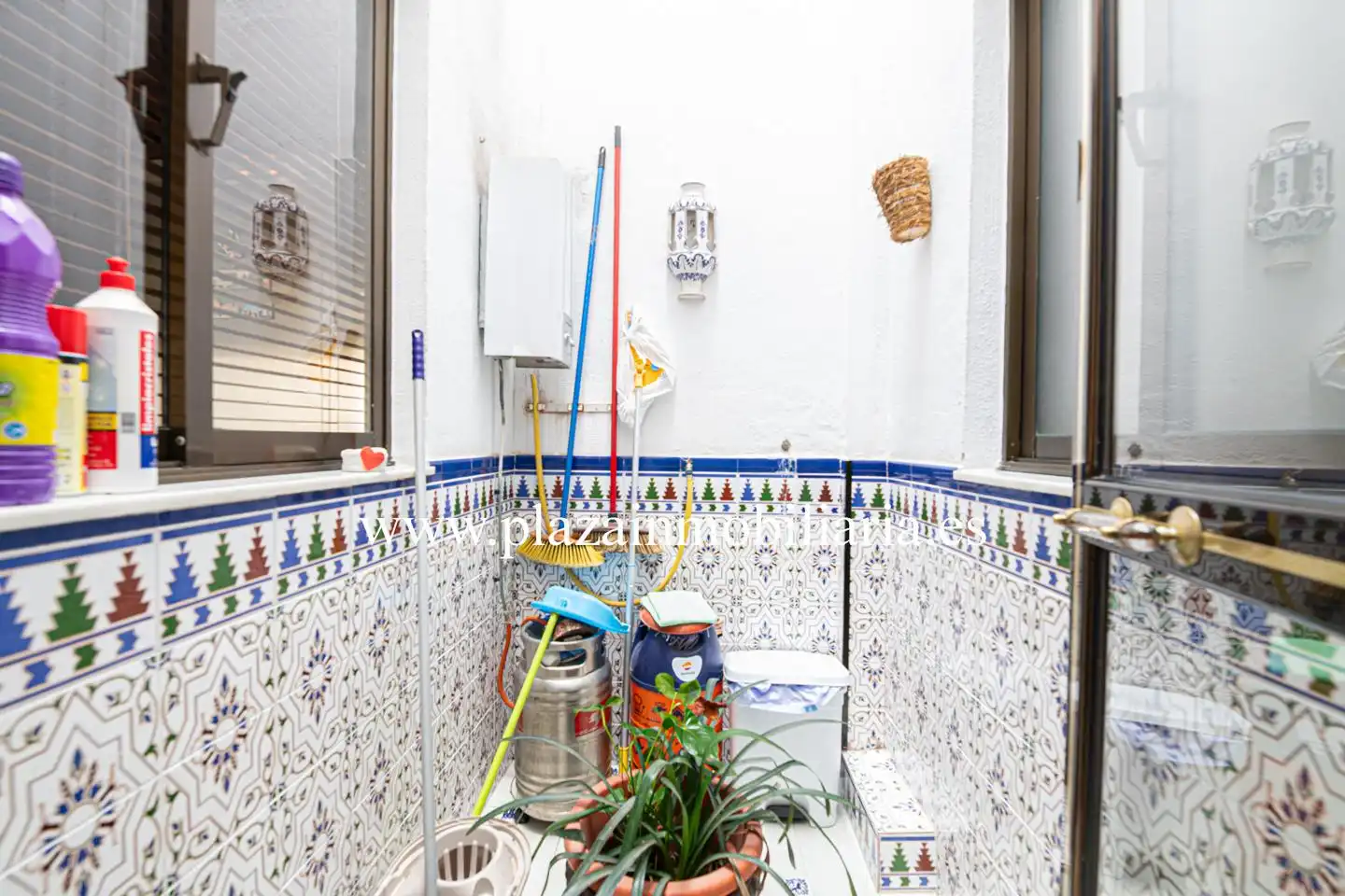 Terrassa de Casa o xalet en venda en Lucena amb Aire condicionat, Terrassa i Traster