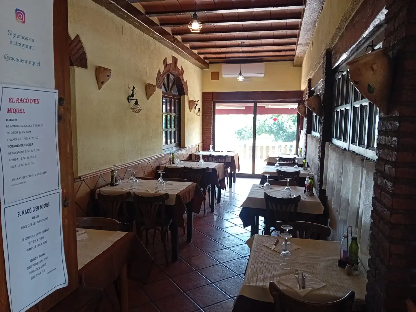 Locale commerciale in affitto a Carrer Alberes 2, imagen 3
