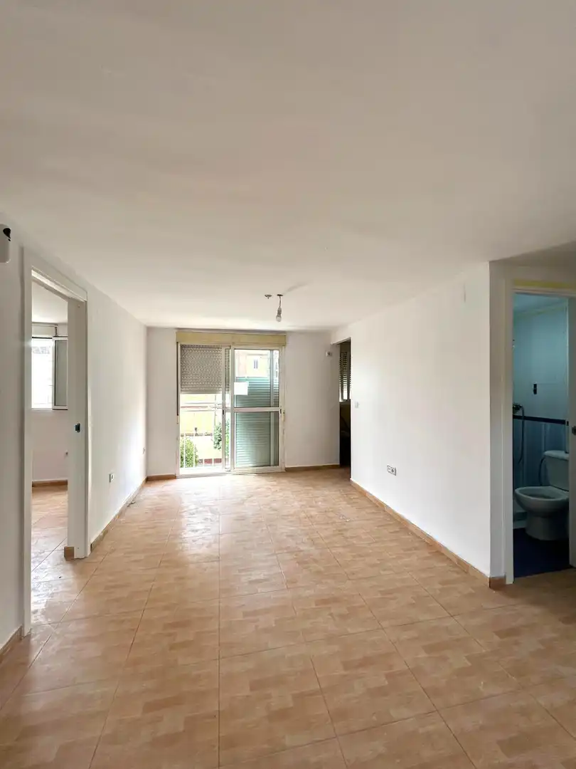 Sala d'estar de Casa o xalet en venda en Sevilla amb Aire condicionat i Balcó