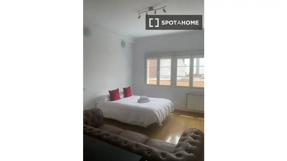 Zimmer in Embajadores - Lavapiés