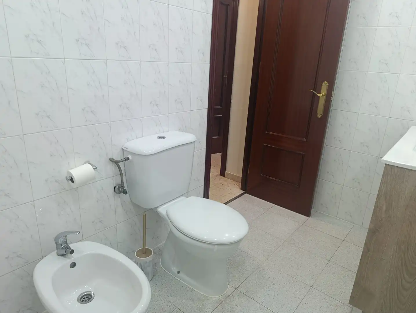 Bathroom of Flat for rent in Arco Norte - Avda. España