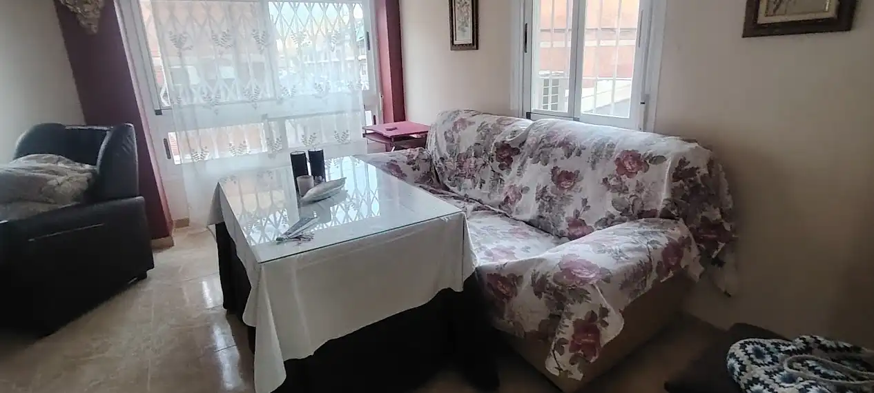 Living room of Flat for rent in Linares  with Air Conditioner, Heating and Furnished