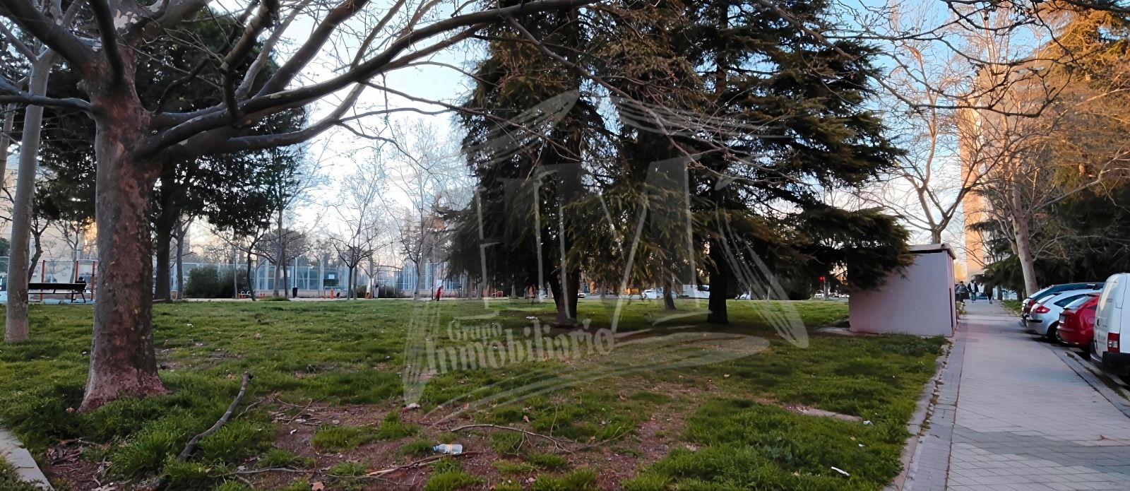 Vista exterior de Pis en venda en  Madrid Capital amb Terrassa i Alarma