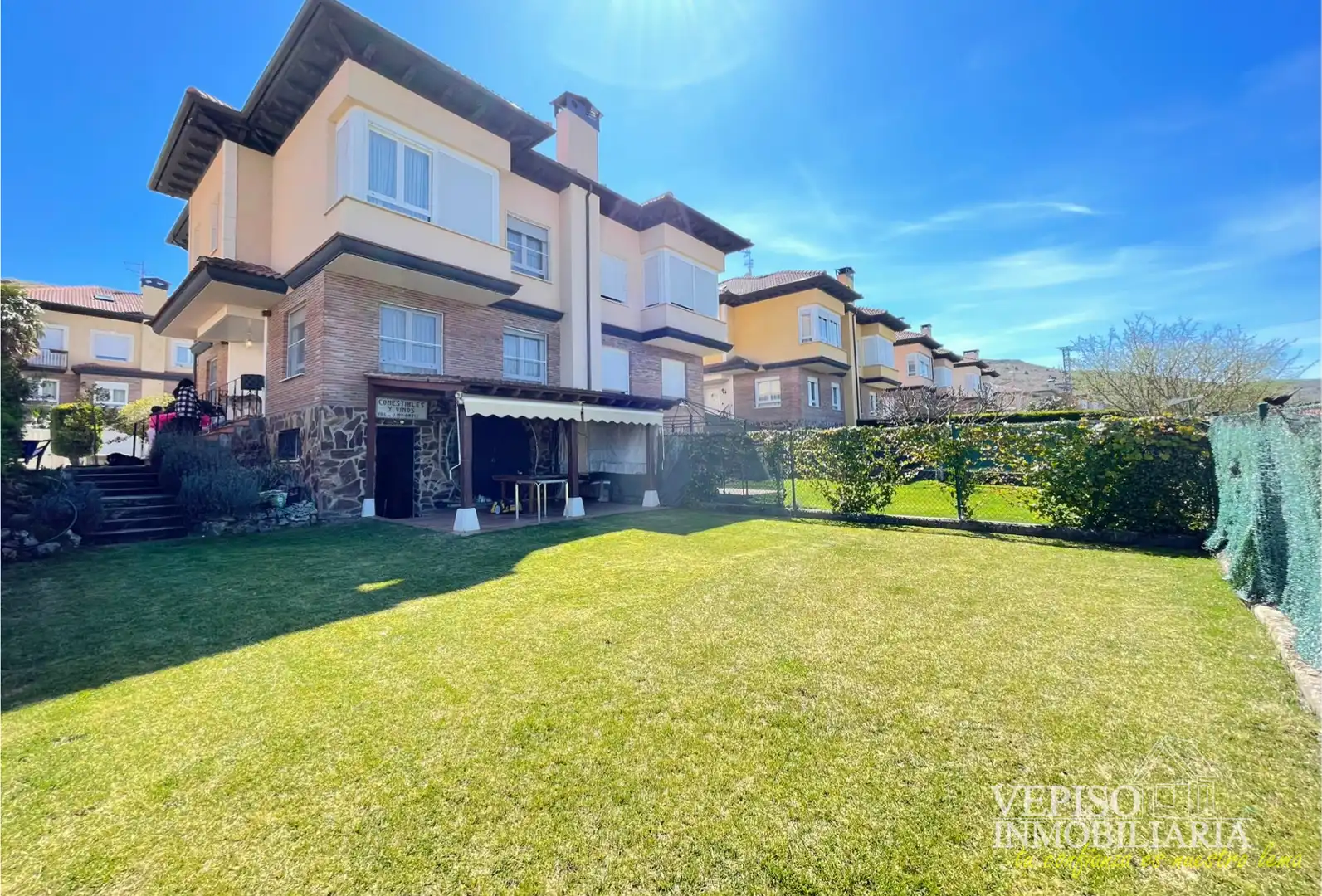 Jardí de Casa o xalet en venda en Briviesca amb Aire condicionat, Calefacció i Jardí privat