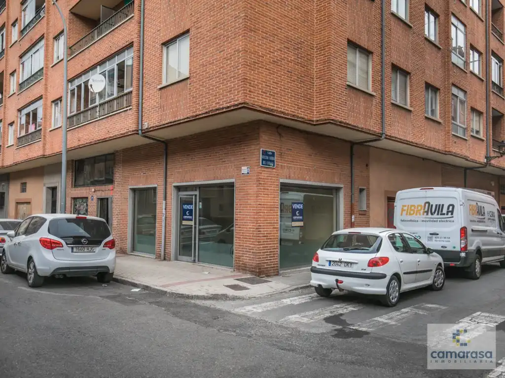 Außenansicht von Geschaftsraum zum Verkauf in Ávila