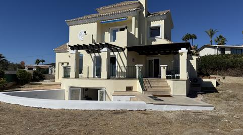 Photo 2 of Houses for sale in Las Lomas, Estepona