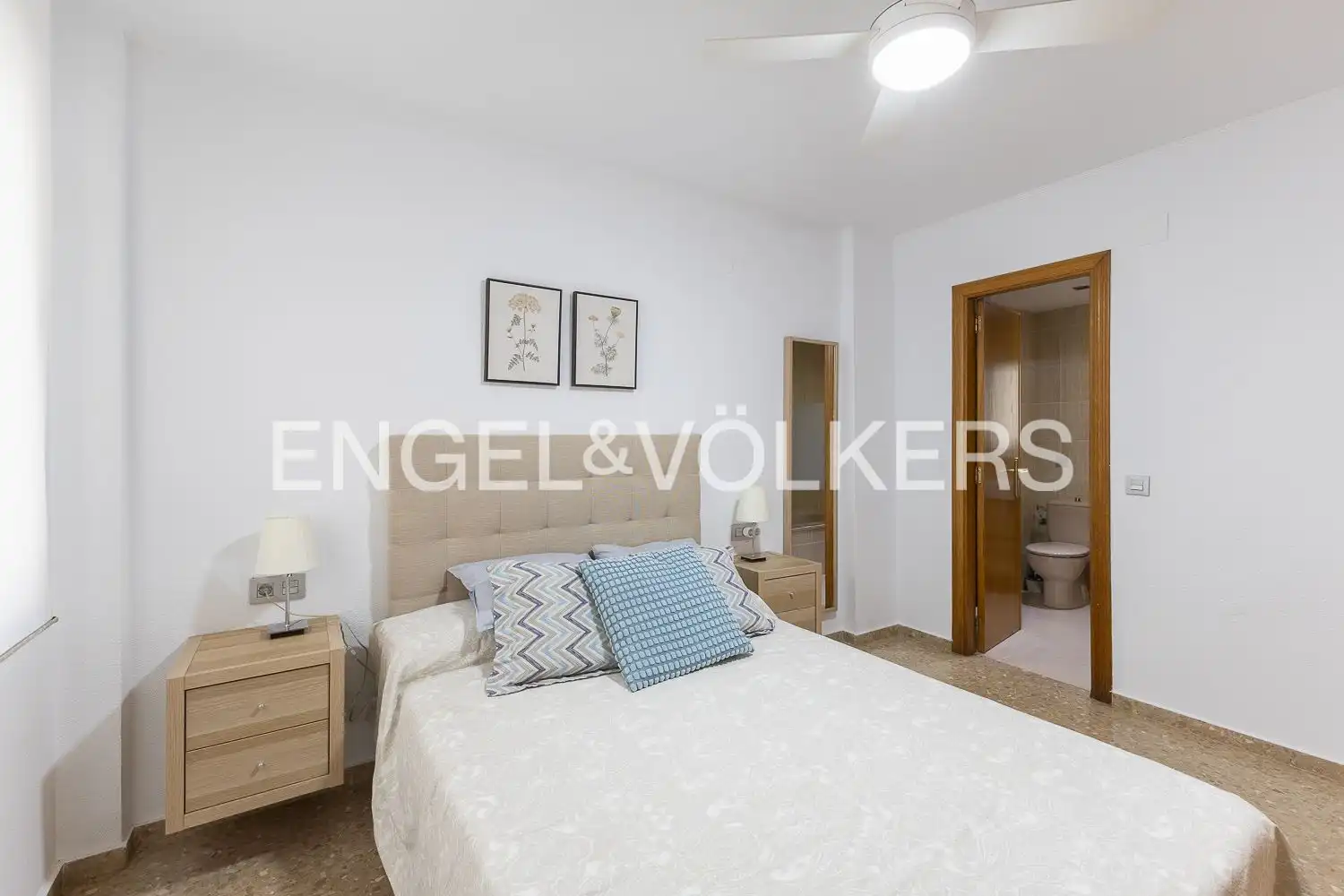 Schlafzimmer von Wohnung zur Miete in Alboraya mit Klimaanlage, Heizung und Möbliert